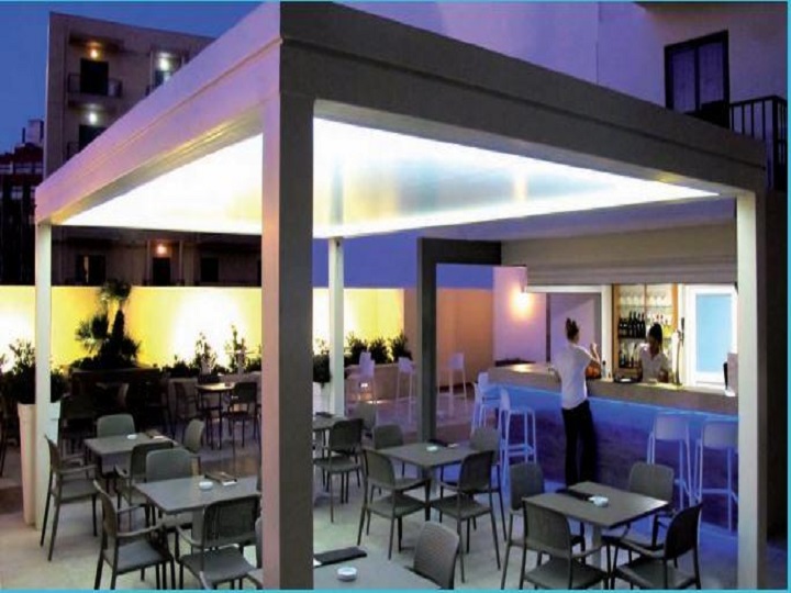PERGOLA IN FERRO AUTOPORTANTE